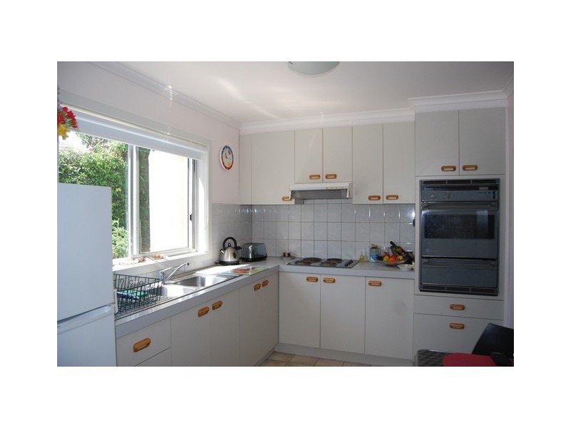 2/40 Hazel Road, Lakes Entrance VIC 3909