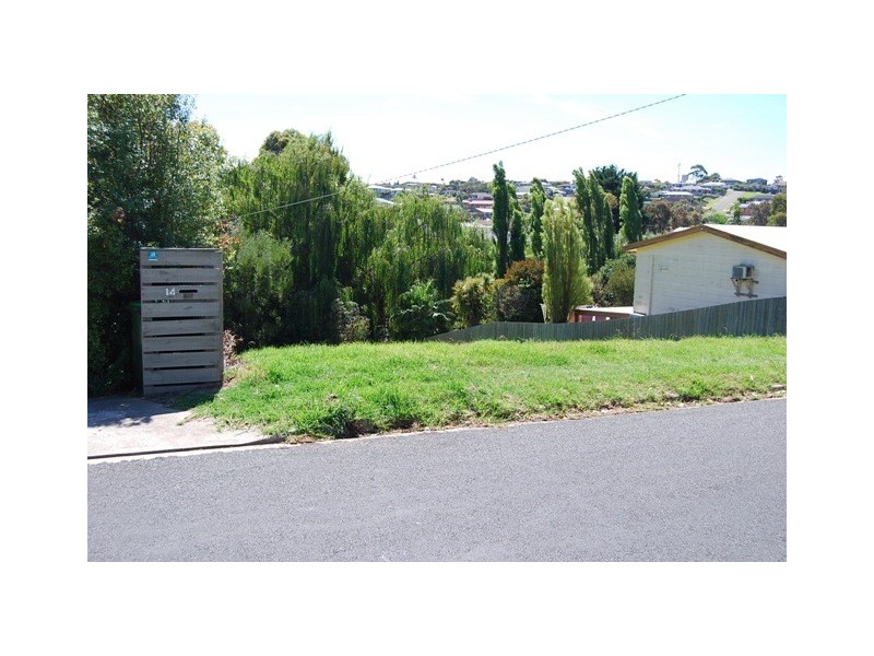 12 View Street, Lakes Entrance VIC 3909