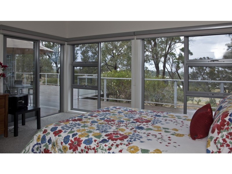 47 Kings Cove Boulevard, Metung VIC 3904