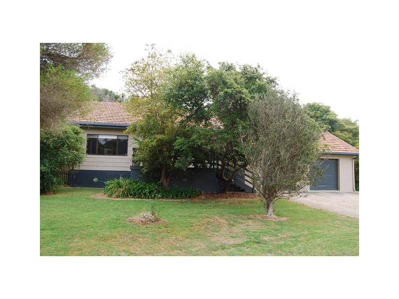 41 Robin Street, Lakes Entrance VIC 3909