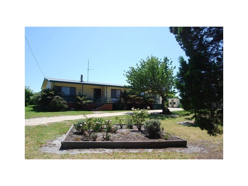 170 Myer Street, Lakes Entrance VIC 3909