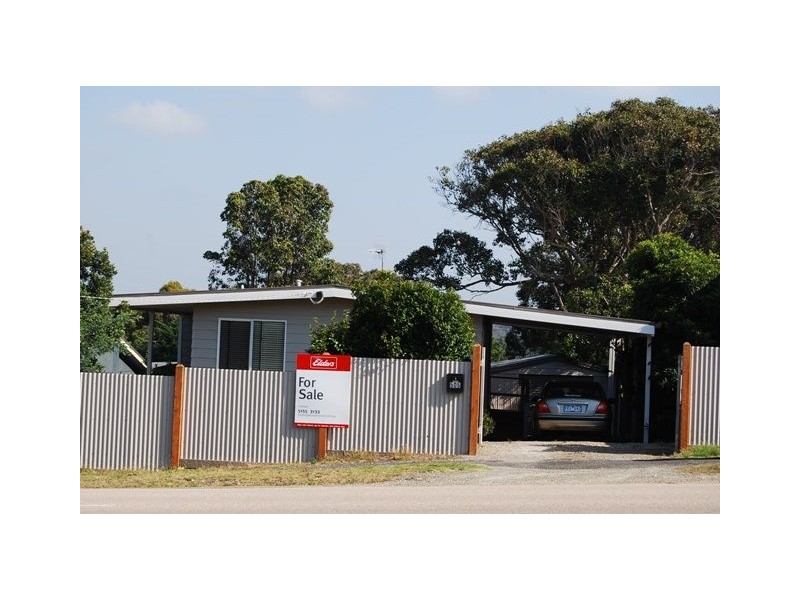 505 Lake Tyers Beach Road, Lake Tyers Beach VIC 3909