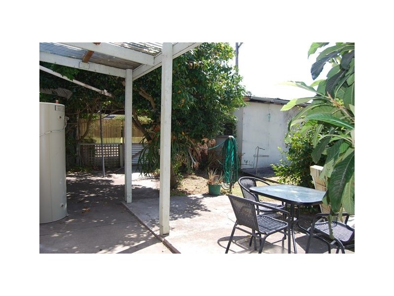 19 Creighton Street, Lakes Entrance VIC 3909