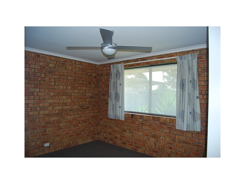 14 McCue Road, Lakes Entrance VIC 3909