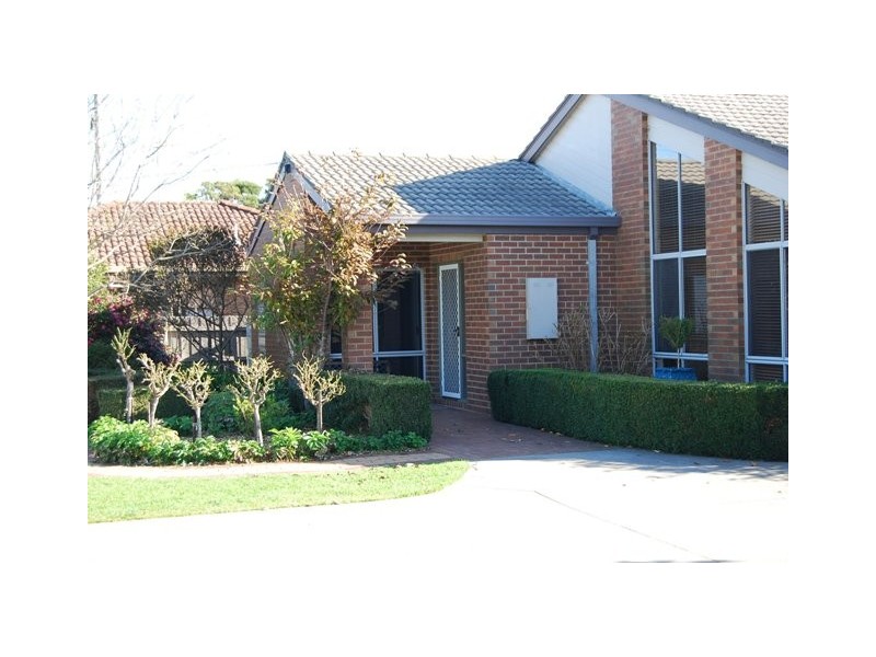 79a Roadknight Street, Lakes Entrance VIC 3909