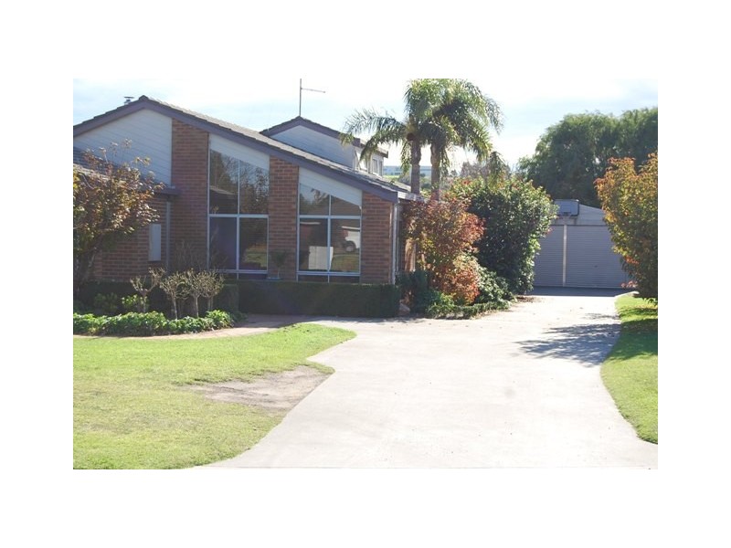 79a Roadknight Street, Lakes Entrance VIC 3909