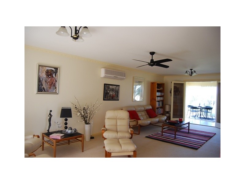 29 Tamhaven Drive, Swan Reach VIC 3903