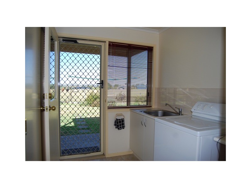 29 Tamhaven Drive, Swan Reach VIC 3903