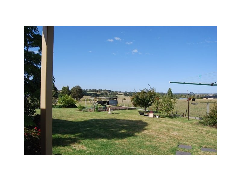 29 Tamhaven Drive, Swan Reach VIC 3903