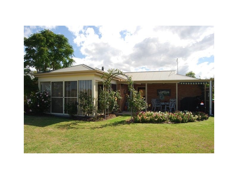 29 Tamhaven Drive, Swan Reach VIC 3903