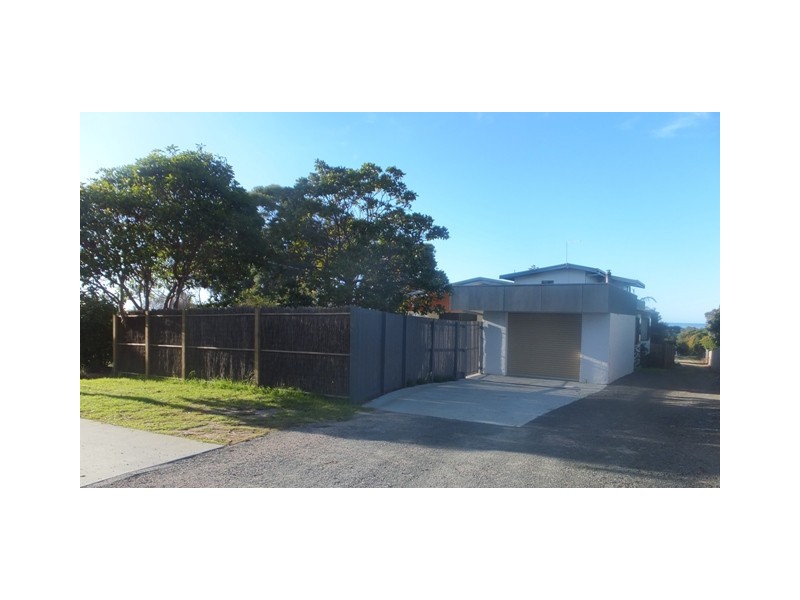 530 Lake Tyers Beach Road, Lake Tyers Beach VIC 3909