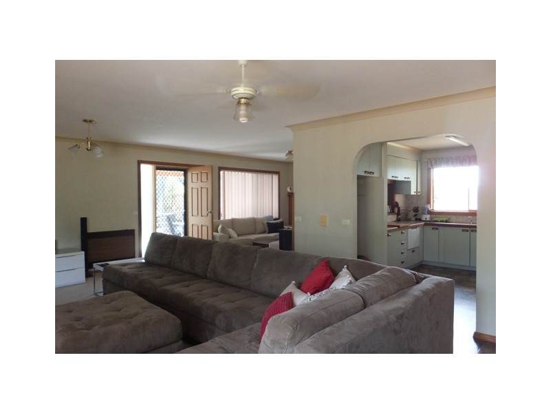 530 Lake Tyers Beach Road, Lake Tyers Beach VIC 3909