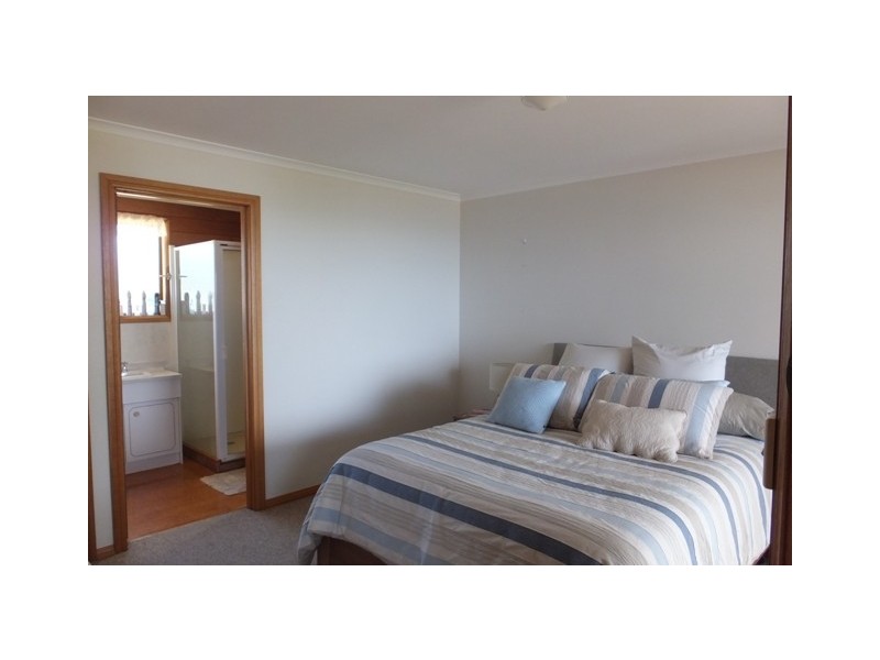530 Lake Tyers Beach Road, Lake Tyers Beach VIC 3909