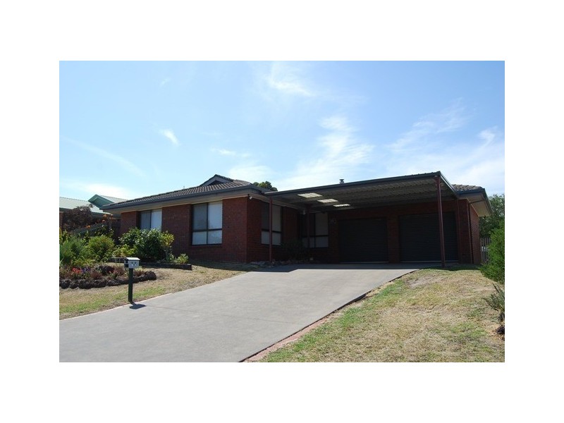14 McCue Road, Lakes Entrance VIC 3909