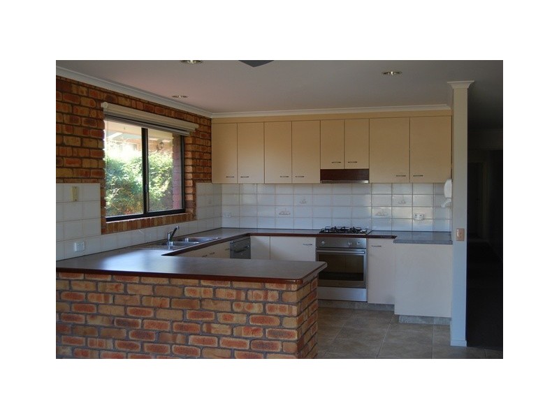14 McCue Road, Lakes Entrance VIC 3909