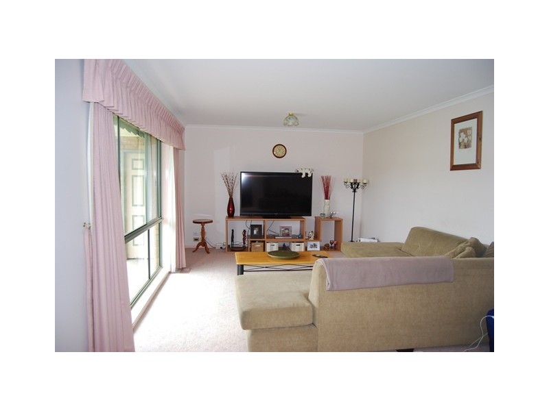 39 Stirling Drive, Lakes Entrance VIC 3909