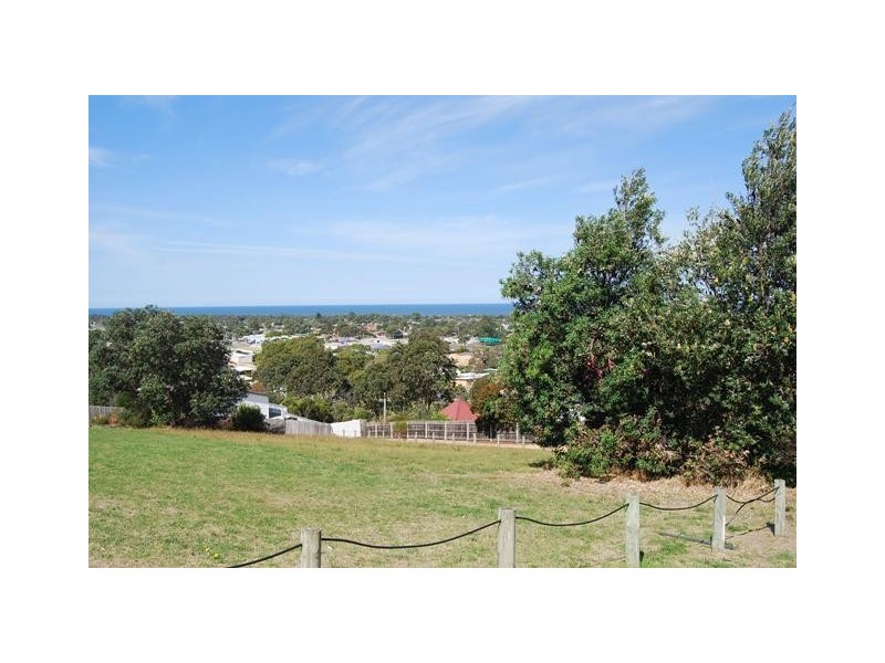 120 Myer Street, Lakes Entrance VIC 3909