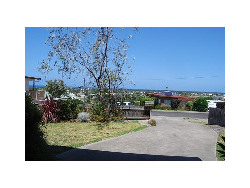 17 Sudings Road, Lakes Entrance VIC 3909