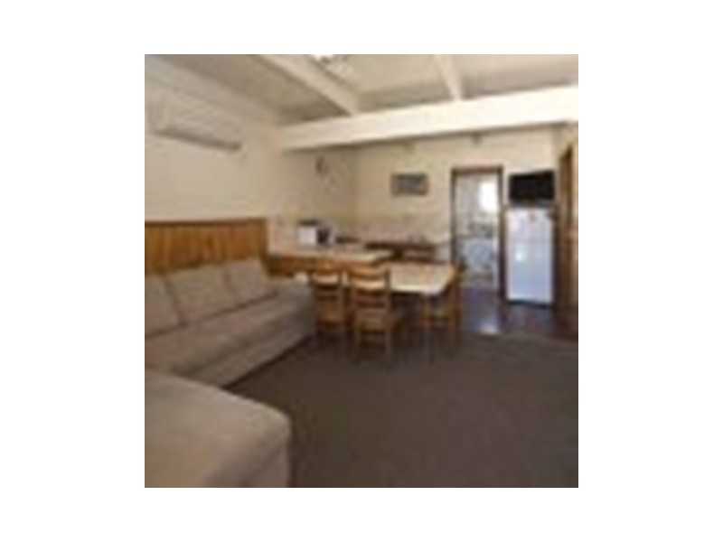 Unit 11/6 Roadknight Street, Lakes Entrance VIC 3909