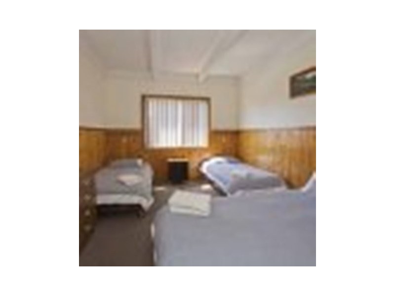 Unit 11/6 Roadknight Street, Lakes Entrance VIC 3909