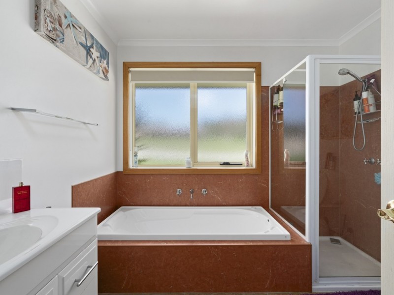 1 Odonnell Drive, Lakes Entrance VIC 3909