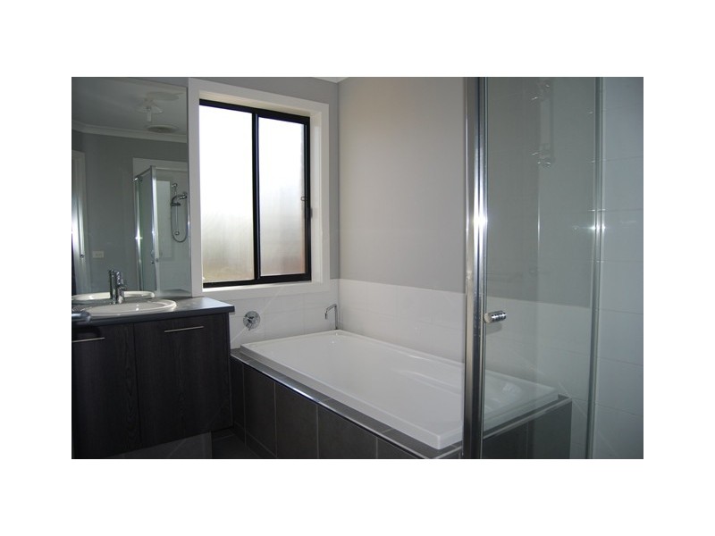 22 Hunters Lane, Lakes Entrance VIC 3909