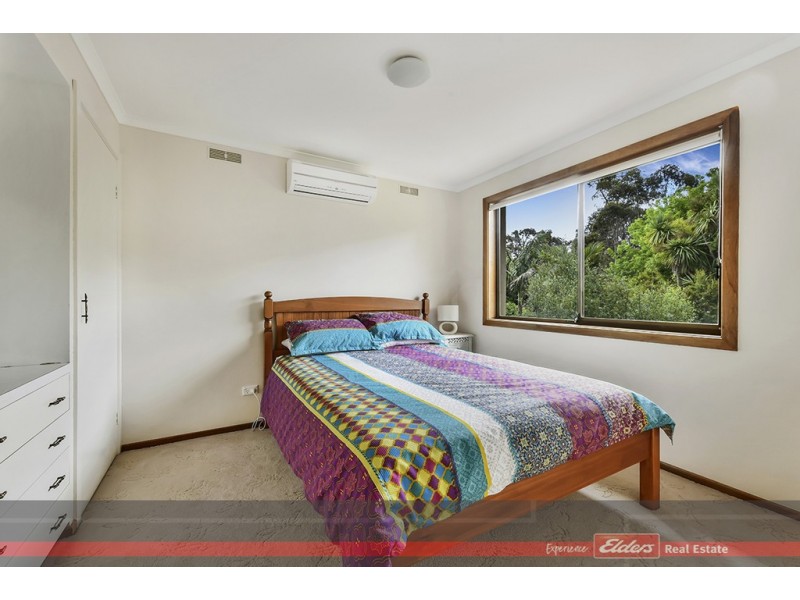55 Seaview Parade, Lakes Entrance VIC 3909