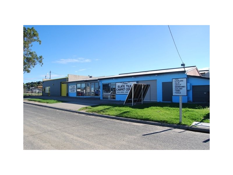 2 – 48 Whiters Street, Lakes Entrance VIC 3909