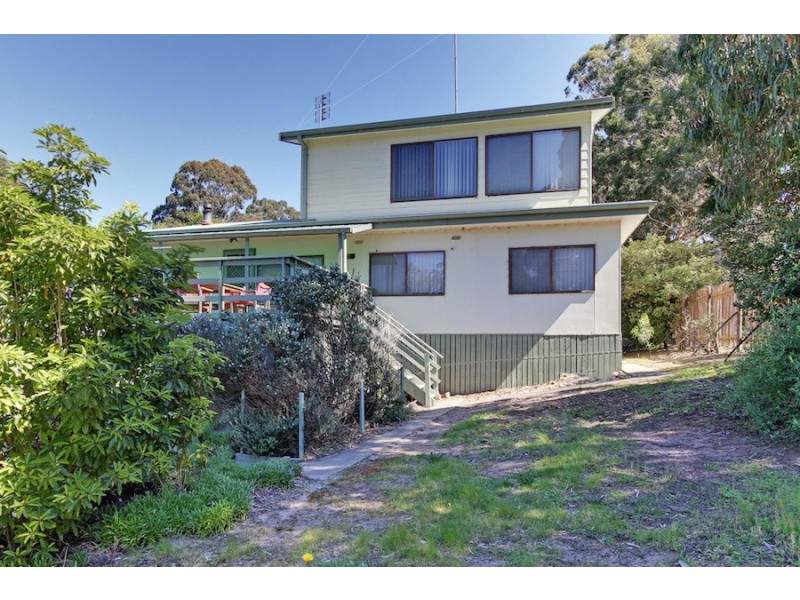 2 Young Court, Metung VIC 3904