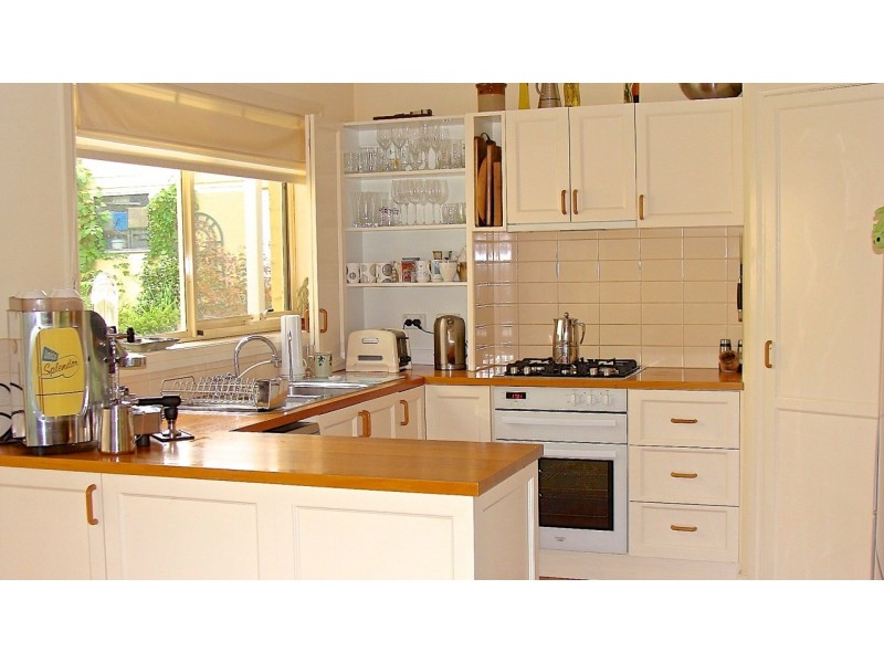 2 Bancroft Place, Metung VIC 3904