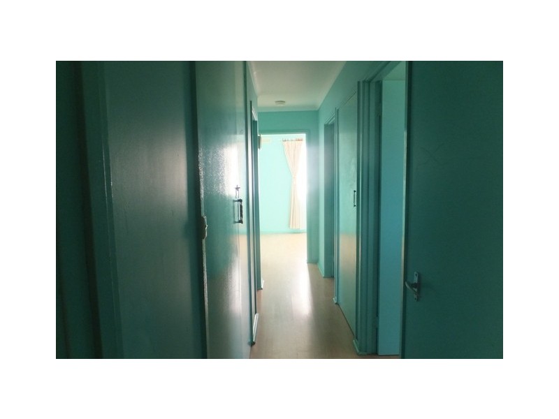 13 Lyrebird Court, Lakes Entrance VIC 3909