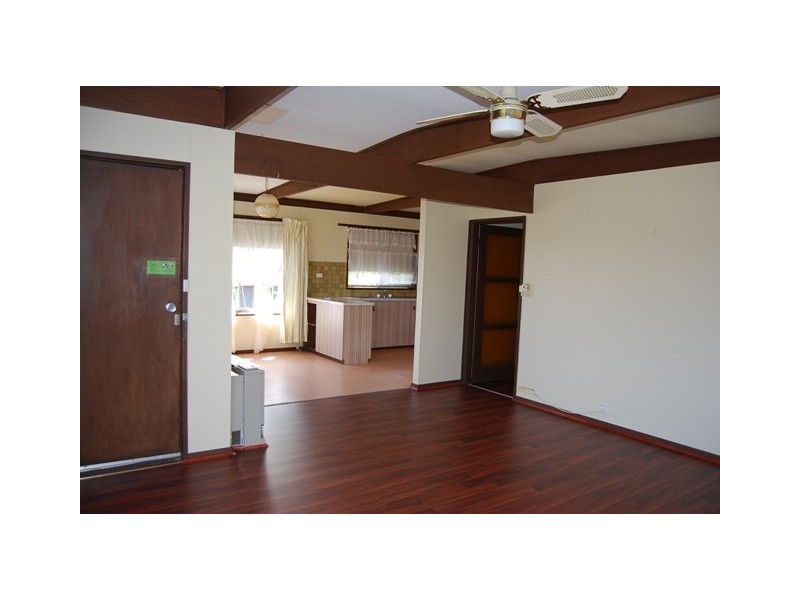 14 Lakeview Drive, Lakes Entrance VIC 3909