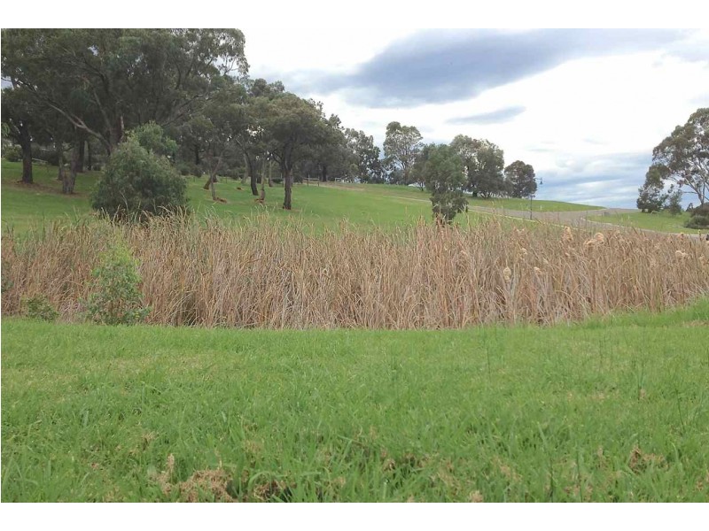 18 The Fields, Metung VIC 3904