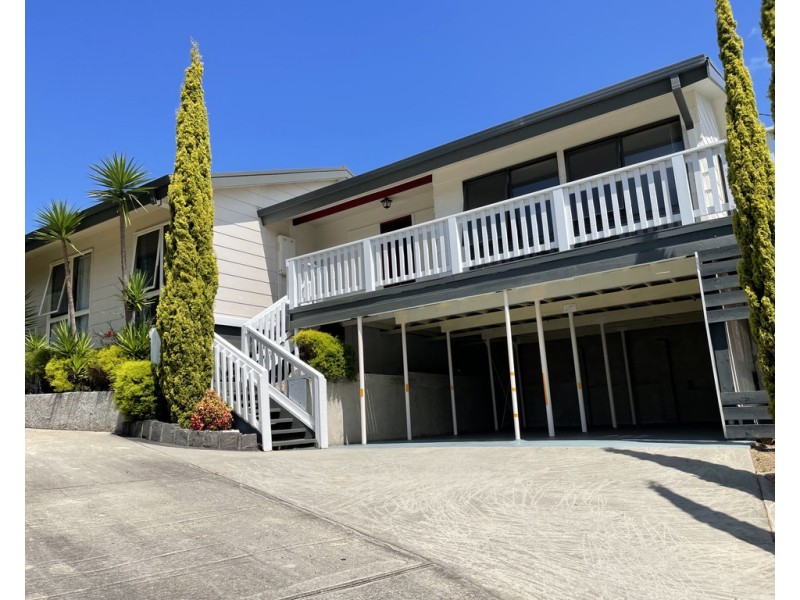 5 View Street, Lakes Entrance VIC 3909
