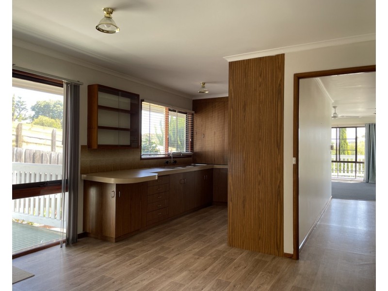 5 View Street, Lakes Entrance VIC 3909