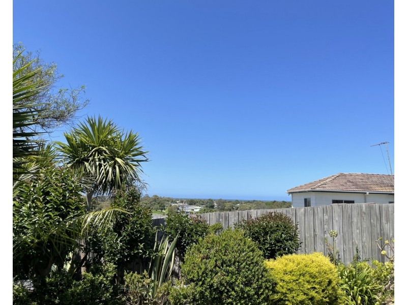 5 View Street, Lakes Entrance VIC 3909