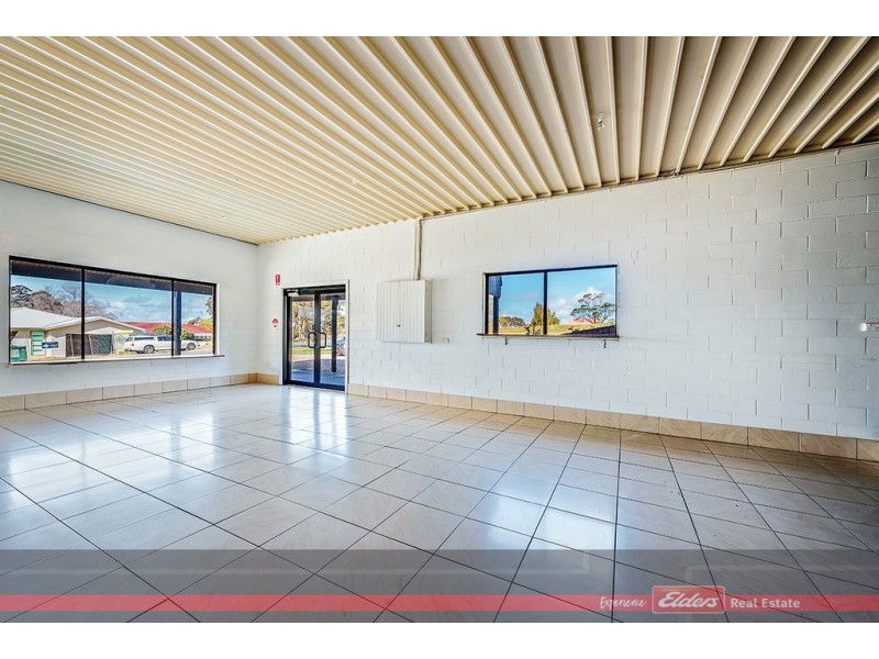 15 Point Road, Lakes Entrance VIC 3909