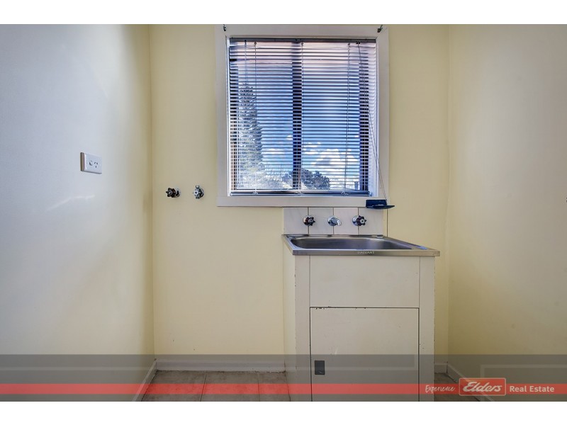15 Point Road, Lakes Entrance VIC 3909