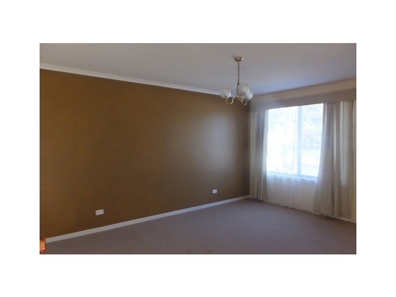 15 Point Road, Lakes Entrance VIC 3909