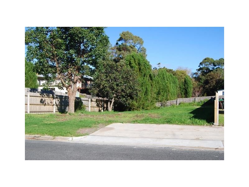 69a Carpenter Street, Lakes Entrance VIC 3909