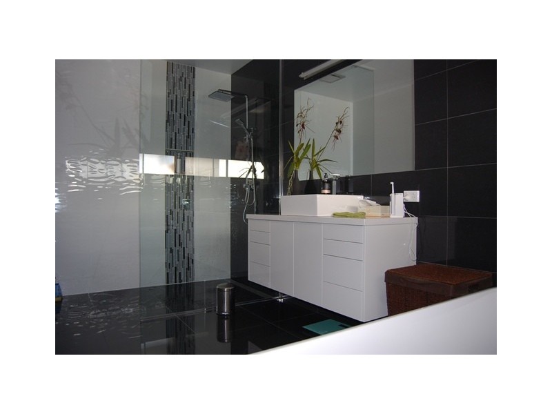 12 Mitchelson Court, Lakes Entrance VIC 3909