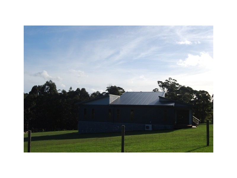 12 Mitchelson Court, Lakes Entrance VIC 3909