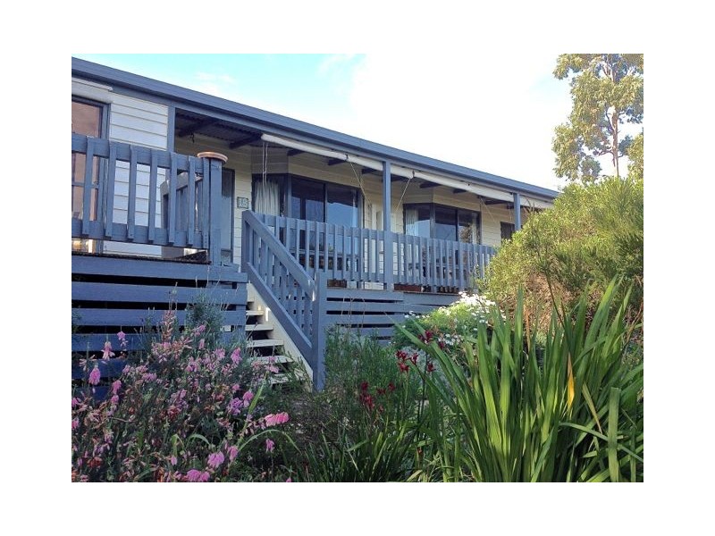 18 Magpie Avenue, Metung VIC 3904