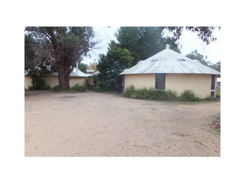 24 School Road, Swan Reach VIC 3903