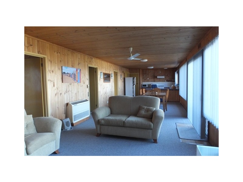 4 Points Road South, Kalimna VIC 3909