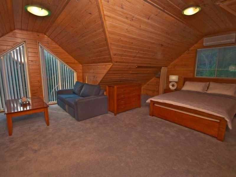 50 Mairburn Road, Metung VIC 3904