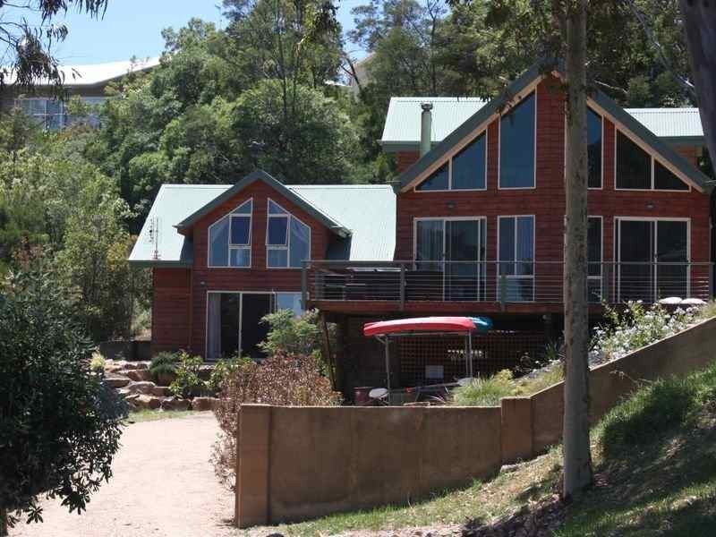 50 Mairburn Road, Metung VIC 3904