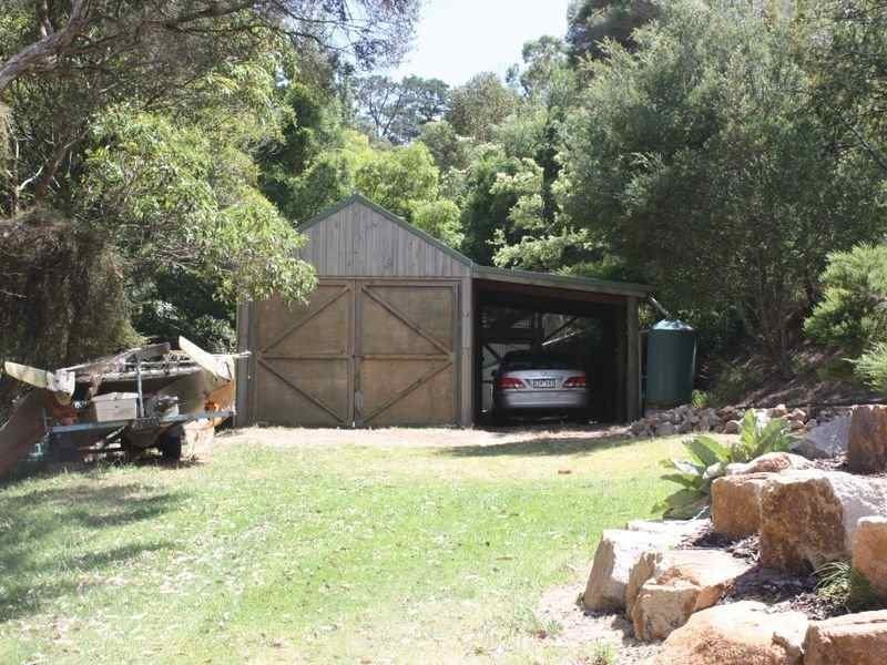 50 Mairburn Road, Metung VIC 3904