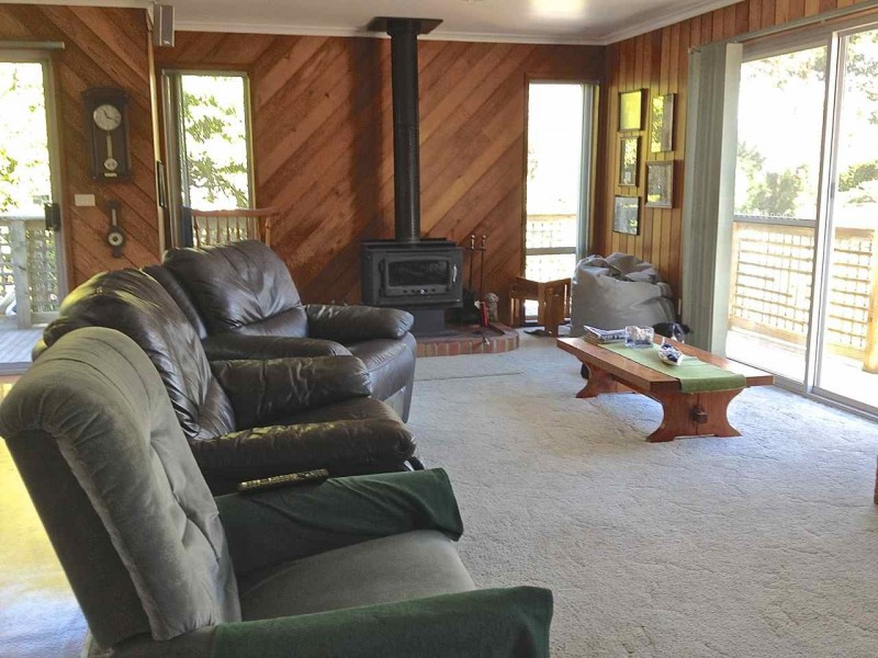 3 Adsal Court, Metung VIC 3904