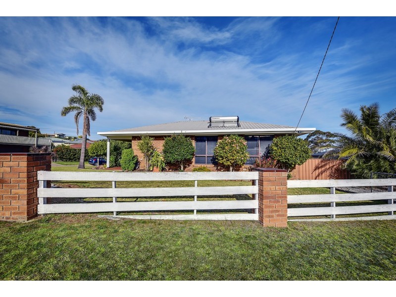 29 Lakeview Drive, Lakes Entrance VIC 3909